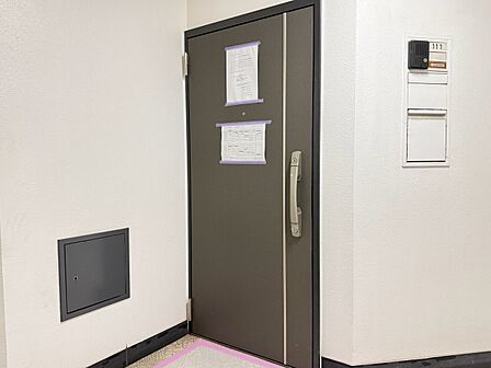 清潔感のある落ち着いた雰囲気の玄関です。