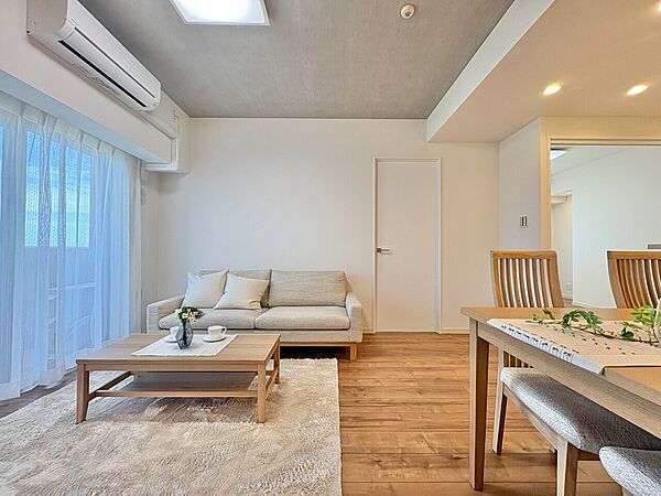 「空間が織り成すひとつ先の住み心地」を演出します。