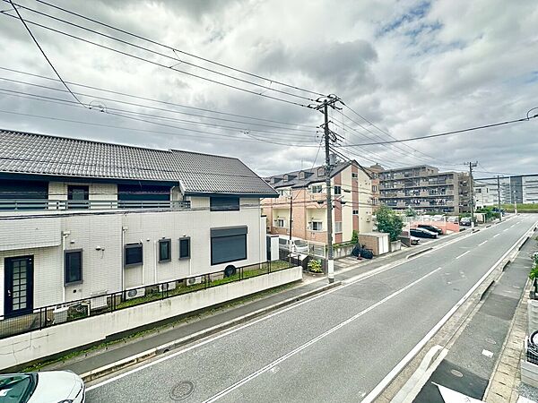 眺望や窓からの景色が良いと、家で過ごす時間も快適です。