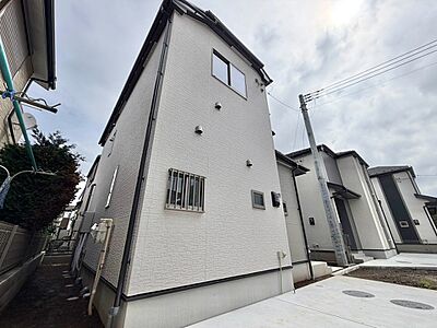 外観:飽きのこないシンプルモダンな外観です。 外観:飽きのこないシンプルモダンな外観です。