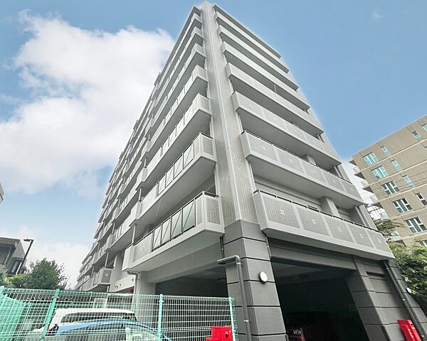 忙しく過ぎゆく日常を置き去るほど、ゆったりした時間が流れる住環境。
