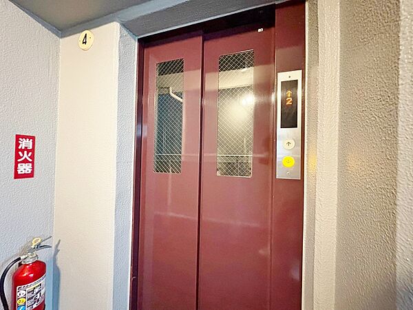 エレベーター完備のため荷物が多くなっても安心。