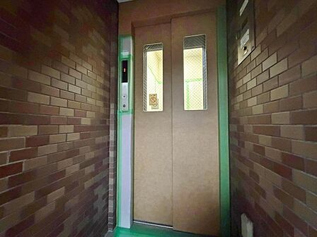 エレベーター完備のため荷物が多くなっても安心。