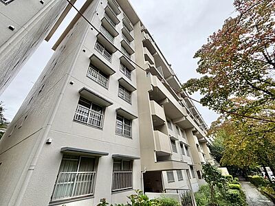 外観：飽きのこないシンプルモダンな外観です。