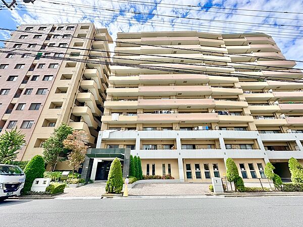 忙しく過ぎゆく日常を置き去るほど、ゆったりした時間が流れる住環境。