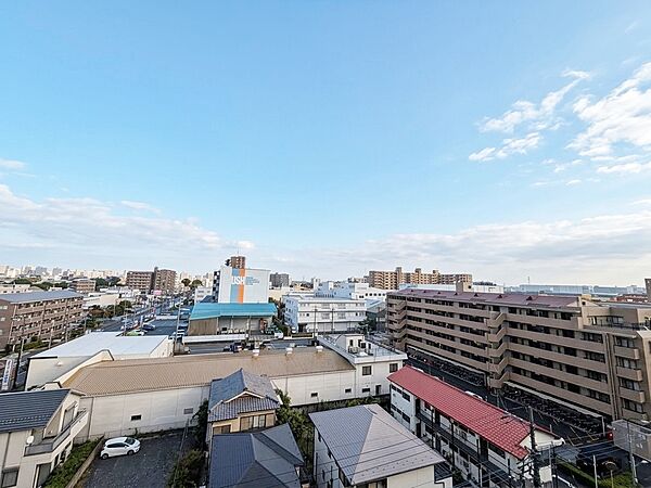 陽当たり・通風・開放感に恵まれた環境です。※CG加工により晴天にしています。