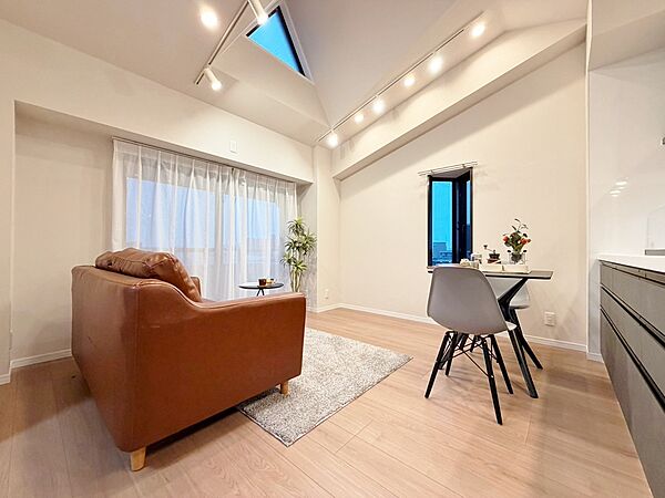 「空間が織り成すひとつ先の住み心地」を演出します。