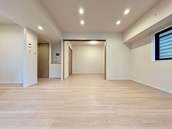 落ち着いた雰囲気に包まれて、伸びやかな空間。