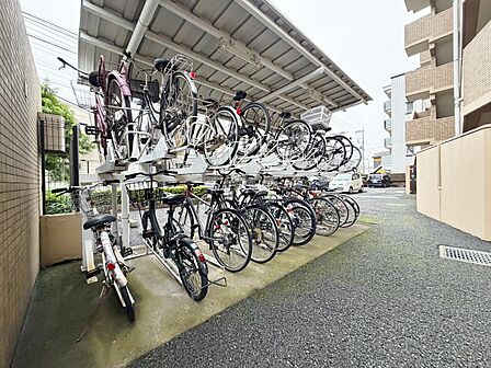 駐輪場も綺麗に整頓されています。※空き状況は都度ご確認下さい。