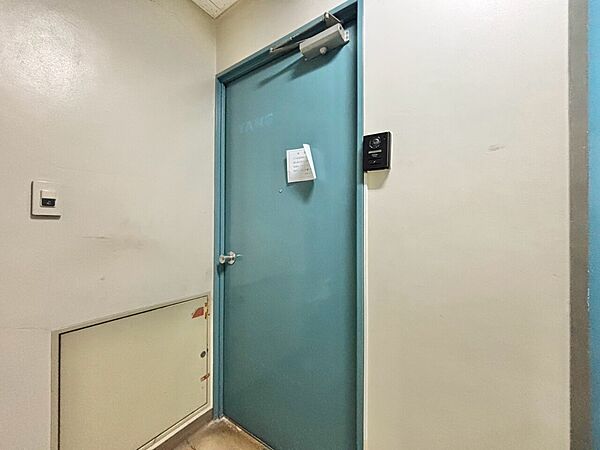 清潔感のある落ち着いた雰囲気の玄関です。