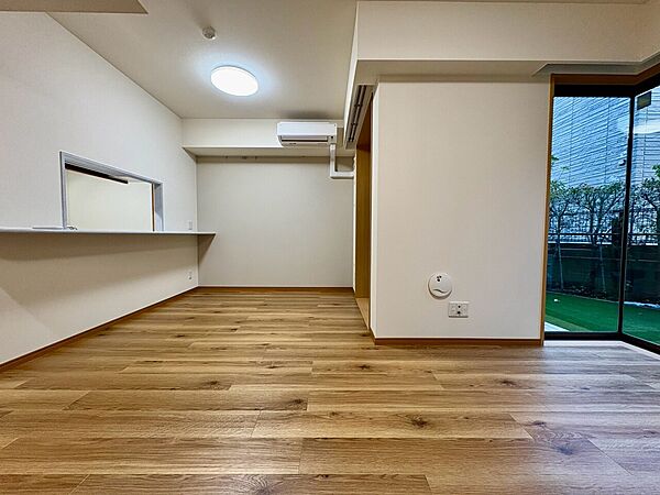 落ち着いた雰囲気に包まれて、伸びやかな空間。