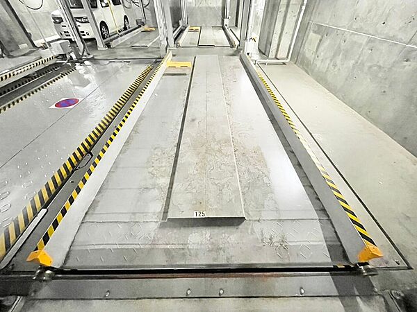 駐車スペースが嬉しいですね。※空き状況は都度ご確認下さい。