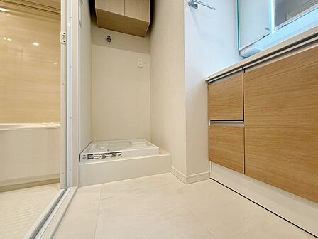 十分な広さの脱衣所。