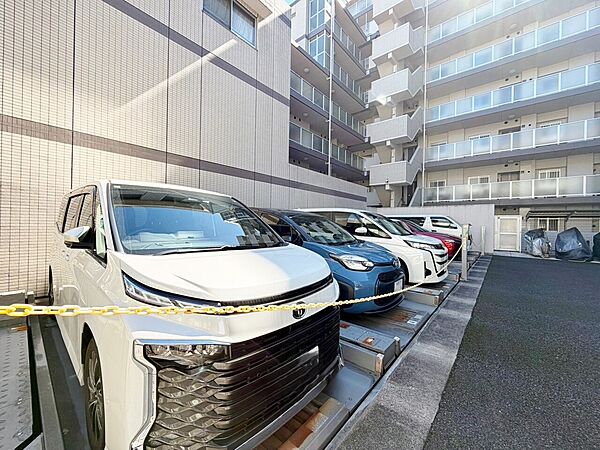 駐車スペースが嬉しいですね。※空き状況は都度ご確認下さい。