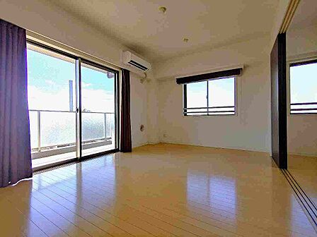 充実した生活は伸びやかな居室空間から始まります。