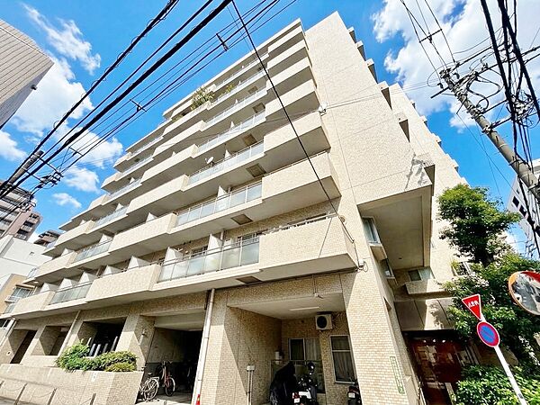 忙しく過ぎゆく日常を置き去るほど、ゆったりした時間が流れる住環境。※CG加工により晴天にしています。