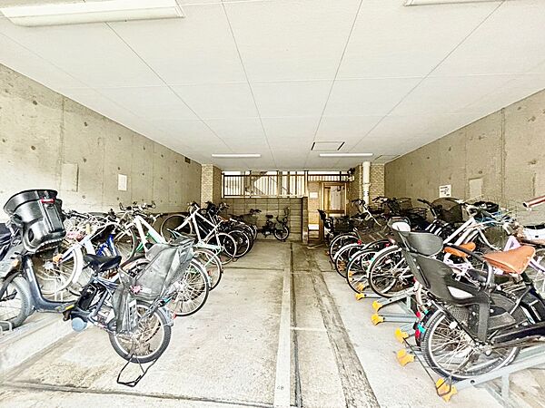 駐輪場も綺麗に整頓されています。※空き状況は都度ご確認下さい。