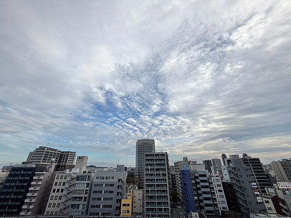 眺望や窓からの景色が良いと、家で過ごす時間も快適です。