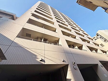 飽きのこないシンプルモダンな外観です。