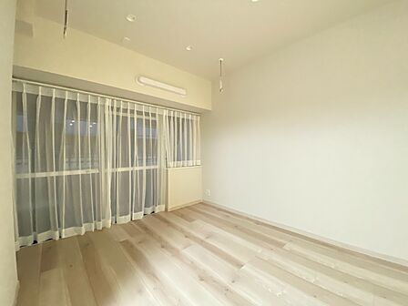 充実した生活は伸びやかな居室空間から始まります。