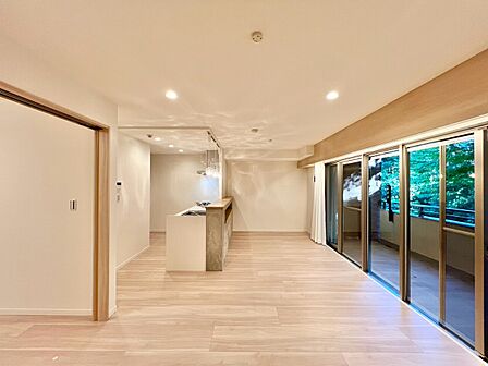 「空間が織り成すひとつ先の住み心地」を演出します。