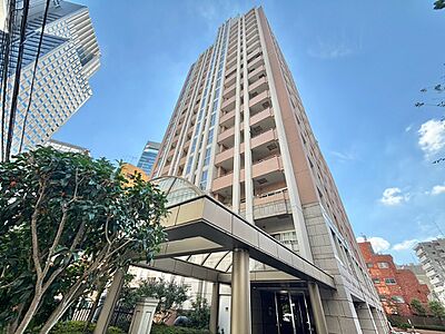 外観:飽きのこないシンプルモダンな外観です。 外観:飽きのこないシンプルモダンな外観です。