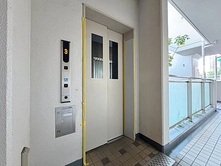 エレベーター完備のため荷物が多くなっても安心。