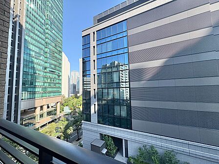 眺望や窓からの景色が良いと、家で過ごす時間も快適です。