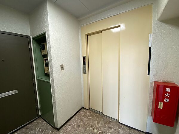 エレベーター完備のため荷物が多くなっても安心。