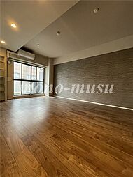 カスタリア目黒 1階2LDKのリビング/ダイニング