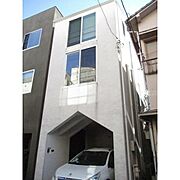 三軒茶屋駅より徒歩6分 築12年4ヶ月 3階建の賃貸物件