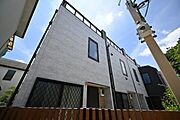 駒場東大前駅より徒歩5分 築3年3ヶ月の賃貸物件