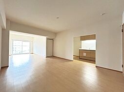 京急本線 能見台駅 徒歩3分の賃貸マンション 4階2LDKのリビング/ダイニング