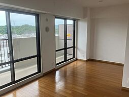 京急本線 金沢文庫駅 徒歩3分の賃貸マンション 2階2SLDKのリビング/ダイニング