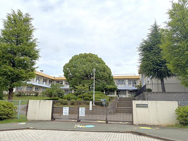 千葉市立泉谷小学校／徒歩約3分／約190ｍ