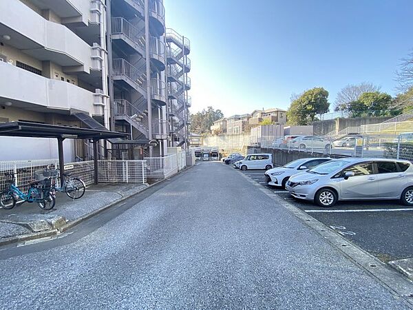 駐車場※最新の空き状況については担当スタッフまでお問い合わせください。