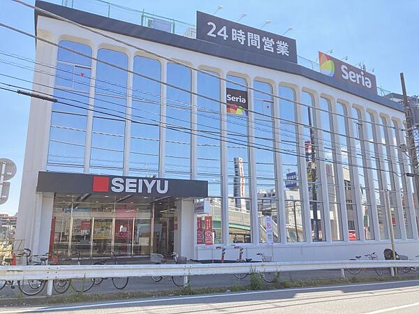 西友新検見川店／徒歩約3分／約190ｍ