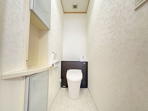 トイレは2カ所あるため、混雑も解消できます♪