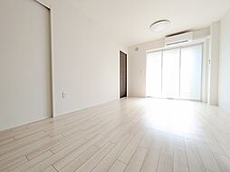 セレーナ 203 2階1LDKのリビング/ダイニング