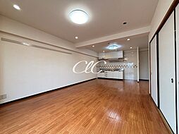 ケインアヴェニュー船堀 5階4LDKのリビング/ダイニング