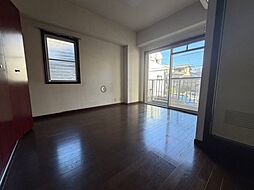 ユネックスヒルズ 3階ワンルームのリビング/ダイニング