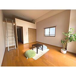 エピナール 3階1Kのリビング/ダイニング