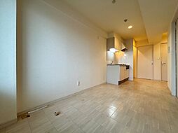 三家第2ビル 4階1LDKのリビング/ダイニング