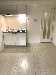 LAUREL三ノ輪 1階ワンルームのリビング/ダイニング