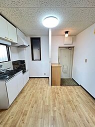 日暮里舎人ライナー 赤土小学校前駅 徒歩5分の賃貸マンション 3階ワンルームのリビング/ダイニング