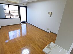 進藤ビル 3階ワンルームのリビング/ダイニング