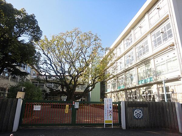 加古川市立別府小学校(約140ｍ)
