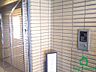 エントランス：【女性でも安心のオートロック】