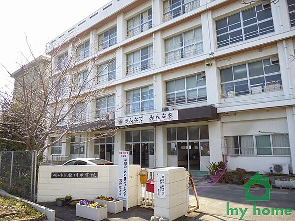 明石市立衣川中学校(950m)