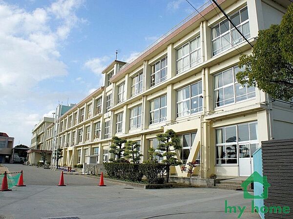 明石市立山手小学校(400m)